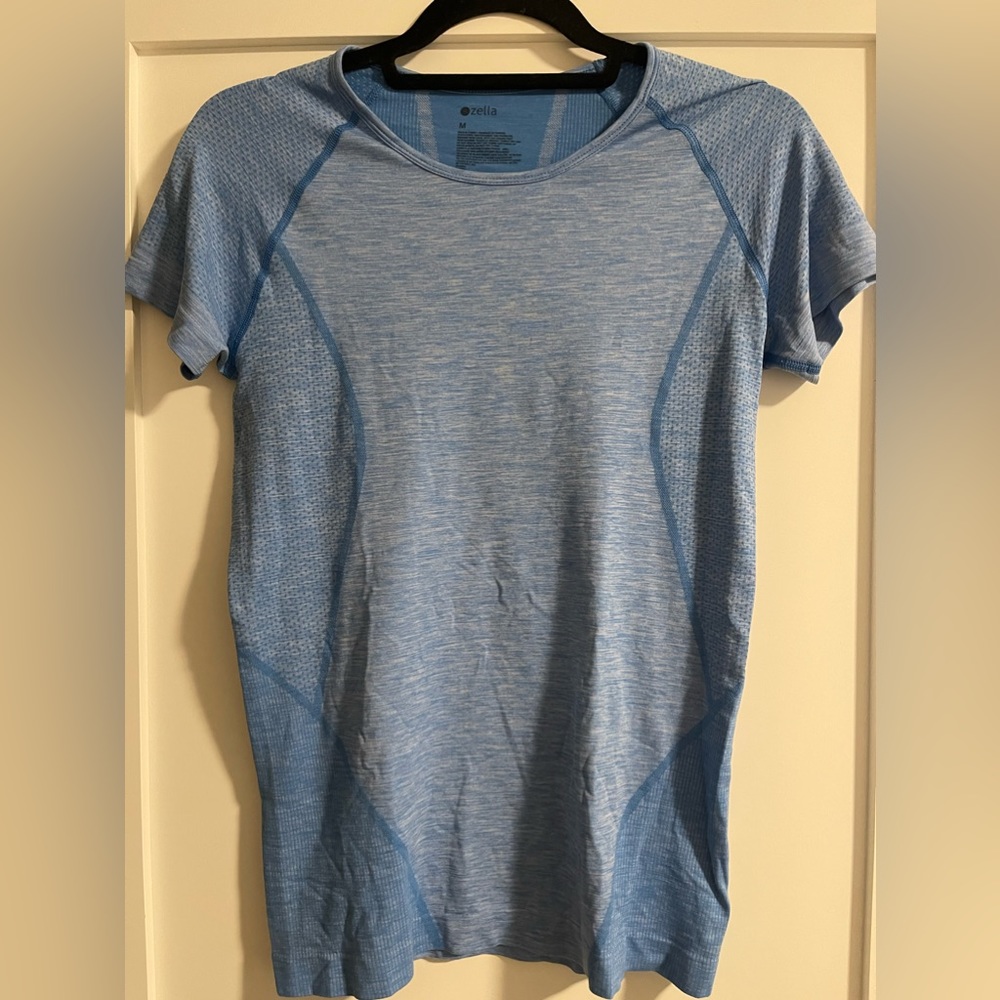 Zella workout tops worn twice